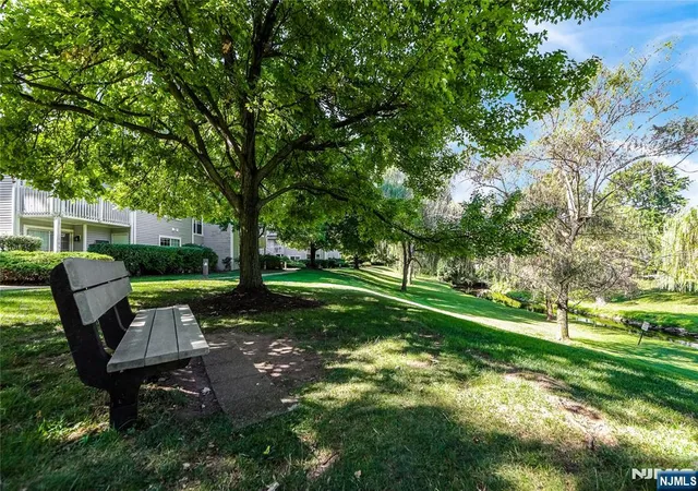 2nd image of 6 Markham Cir, Englewood, NJ 07631