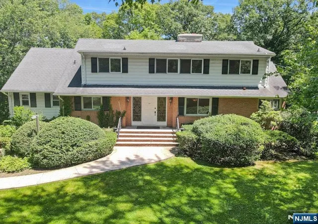 Photo 4 of Sale Pending at 64 Overlook Dr, Woodcliff Lake, NJ 07677 | MLS# 26021474 | Listing updated on 2026-08-31