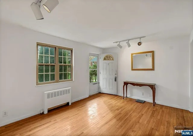 2nd image of 1267 Anderson Ave, Fort Lee, NJ 07024