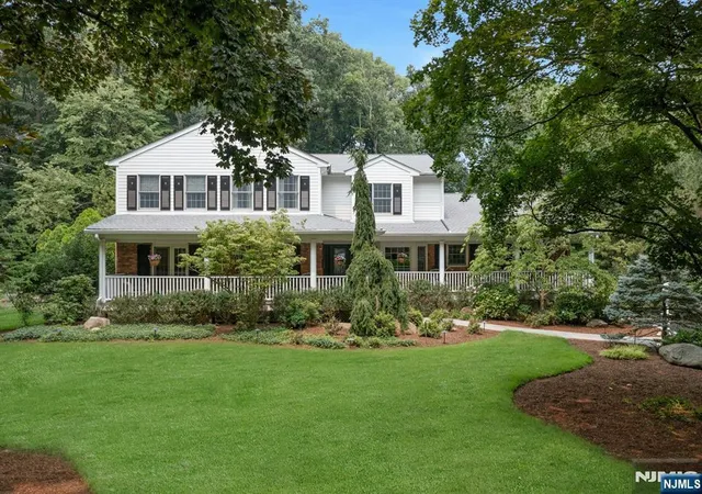 1st image of 549 Lee Ct, Wyckoff, NJ 07481 | MLS# 26021603