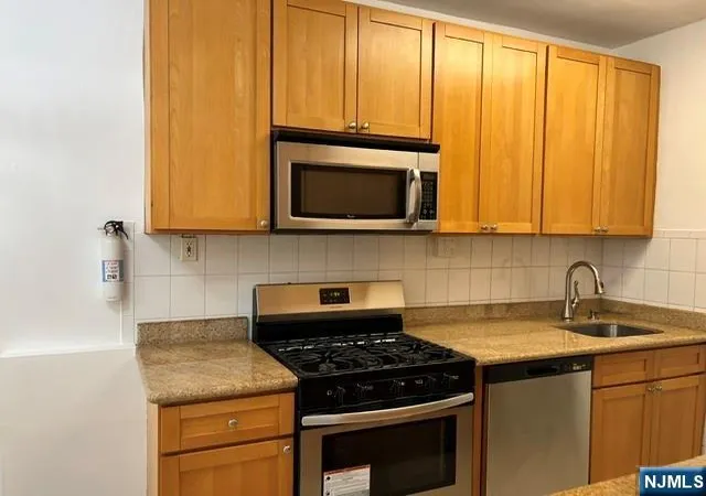 Photo 2 of Condo for sale at 7427 Boulevard East #a, North Bergen, NJ 07047 | MLS# 26021860 | Listing updated on 2026-09-10
