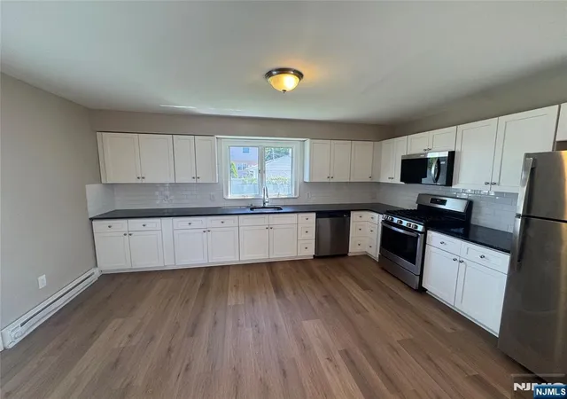 Photo 3 of Single family home for sale at 192 6th St, Saddle Brook, NJ 07663 | MLS# 26021960 | Listing updated on 2026-09-13