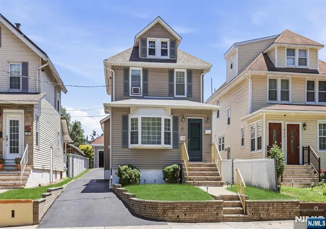 Photo 1 of Single family home for sale at 332 Riverside, Lyndhurst, NJ 07071 | MLS# 26022072 | Listing updated on 2026-07-29