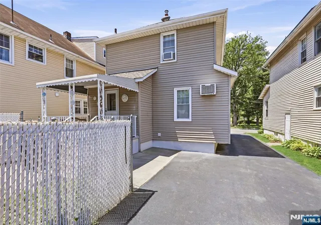 Photo 3 of Single family home for sale at 332 Riverside, Lyndhurst, NJ 07071 | MLS# 26022072 | Listing updated on 2026-07-29