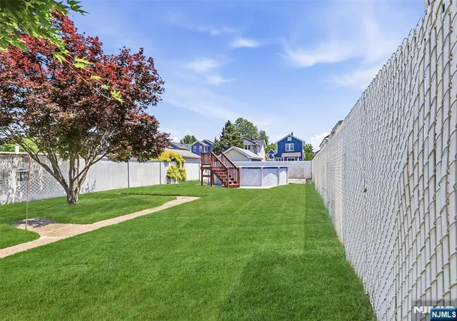 Photo 4 of Single family home for sale at 332 Riverside, Lyndhurst, NJ 07071 | MLS# 26022072 | Listing updated on 2026-07-29