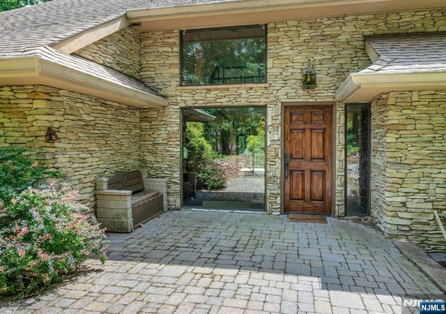 2nd image of 737 Ridge Rd, Kinnelon Borough, NJ 07405 | MLS# 26022149