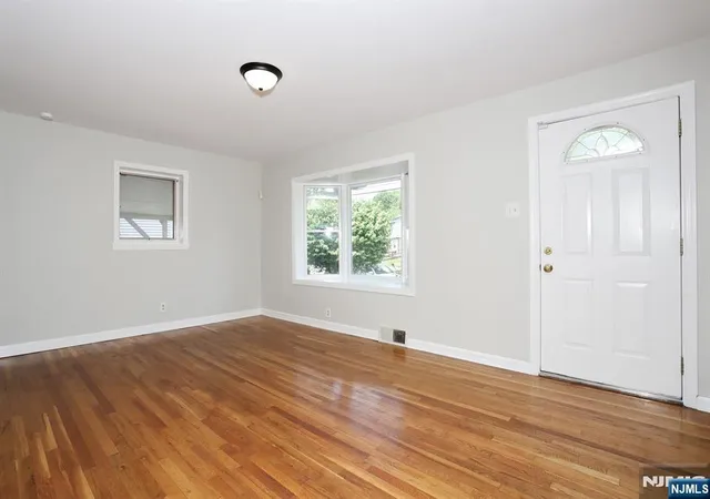 Photo 3 of Single family home for sale at 48 Momar Dr, Bergenfield, NJ 07621 | MLS# 26022204 | Listing updated on 2026-10-13