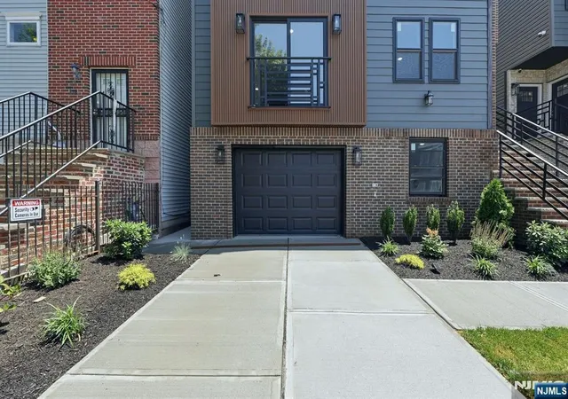 Photo 3 of Sale Pending at 432 10th Street, Newark, NJ 07103 | MLS# 26022396 | Listing updated on 2026-07-29