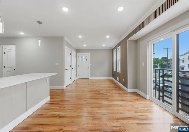 Listing Photo 5 - Condo for sale in building located at 432 10th St, Newark, NJ 07103