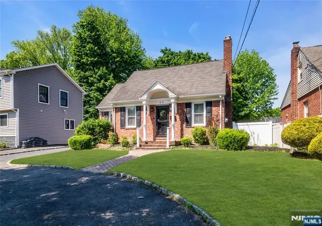 Photo 2 of Sale Pending at 40 Merritt Ave, Dumont, NJ 07628 | MLS# 26022402 | Listing updated on 2026-08-04