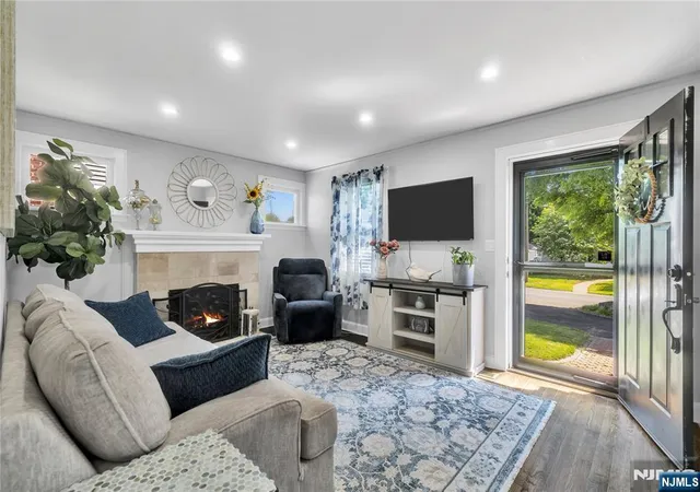 Photo 3 of Sale Pending at 40 Merritt Ave, Dumont, NJ 07628 | MLS# 26022402 | Listing updated on 2026-08-04