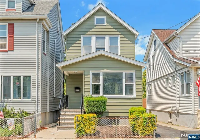 2nd image of 595 Forest St, Kearny, NJ 07032 | MLS# 26022689