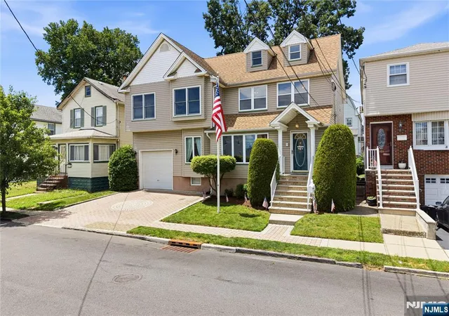 Photo 3 of Single family home for sale at 99 Morgan Pl, North Arlington, NJ 07031 | MLS# 26022723 | Listing updated on 2026-08-24