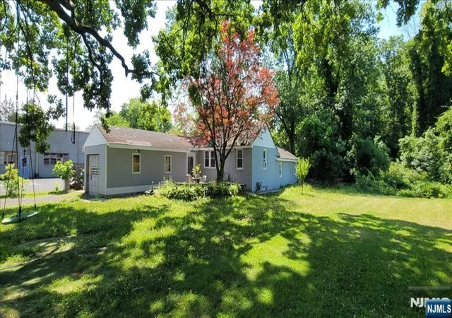 2nd image of 347 Somerset St, Long Hill, NJ 07980 | MLS# 26022813
