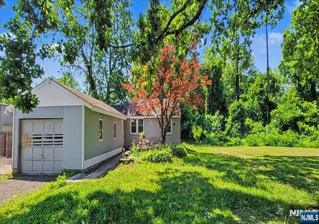 5th image of 347 Somerset St, Long Hill, NJ 07980 | MLS# 26022813