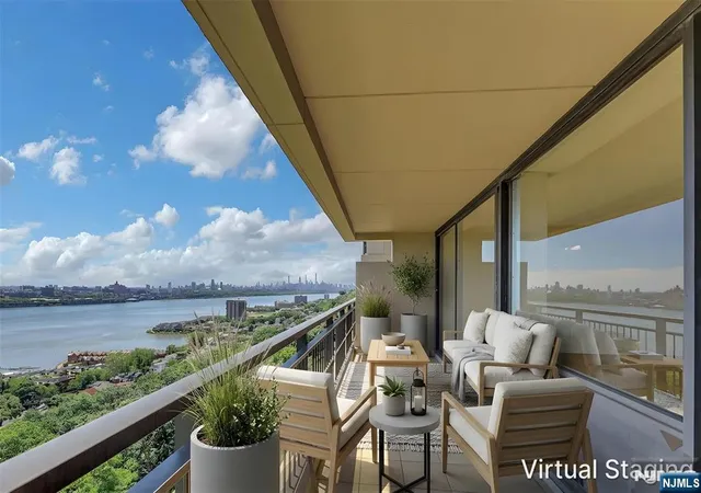 Photo 3 of Condo for sale at 4 Horizon #1022, Fort Lee, NJ 07024 | MLS# 26022842 | Listing updated on 2026-08-10