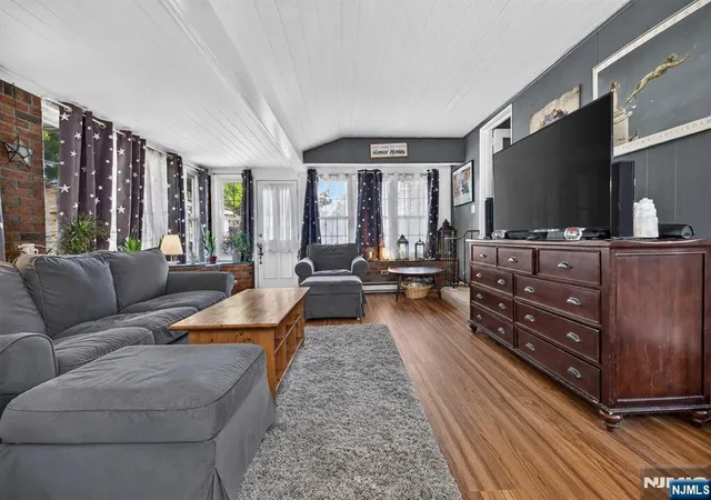 Photo 4 of Sale Pending at 43 Colonial Pkwy, Dumont, NJ 07628 | MLS# 26022959 | Listing updated on 2026-08-06