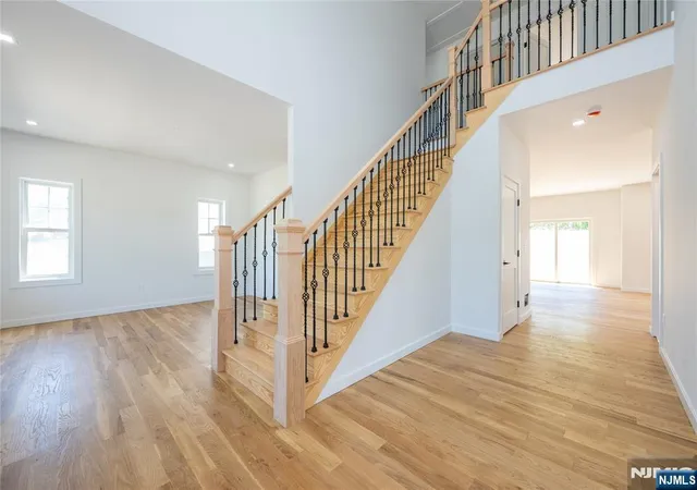 5th image of 9 Emerald Dr, Hamburg, NJ 07419 | MLS# 26023080