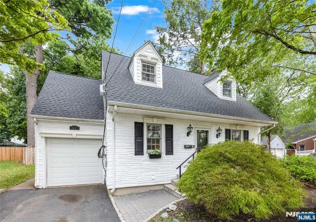 2nd image of 335 River Rd, New Milford, NJ 07646 | MLS# 26023083
