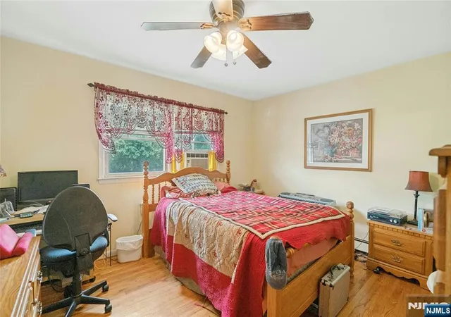 Listing Photo 5 - Condo for sale in building located at 4 Royal Ave, Hawthorne, NJ 07506