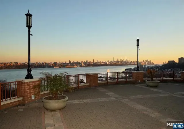 Photo 3 of Condo for sale at 100 Old Palisade Rd #2011, Fort Lee, NJ 07024 | MLS# 26023129 | Listing updated on 2026-09-04