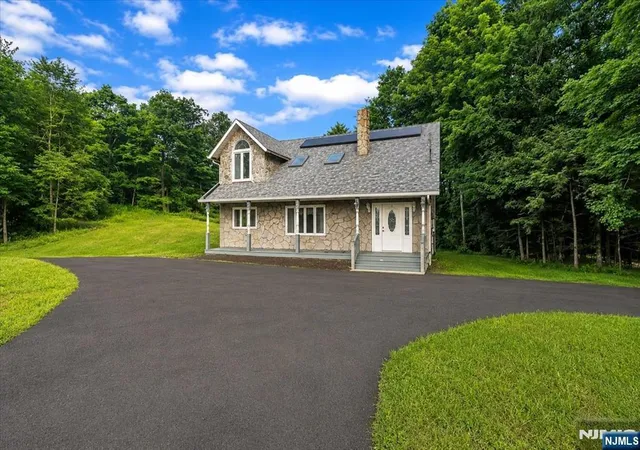 1st image of 655 Warwick Turnpike, West Milford, NJ 07421 | MLS# 26023177