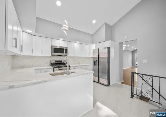 Photo 1 of Single family home for sale at 11 Hampton Pl, Nutley, NJ 07110 | MLS# 26023210 | Listing updated on 2026-08-23