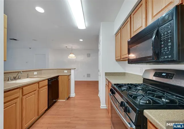 Photo 3 of House for sale at 189 Forest Ave #219, Paramus, NJ 07652 | MLS# 26023231 | Listing updated on 2026-08-09