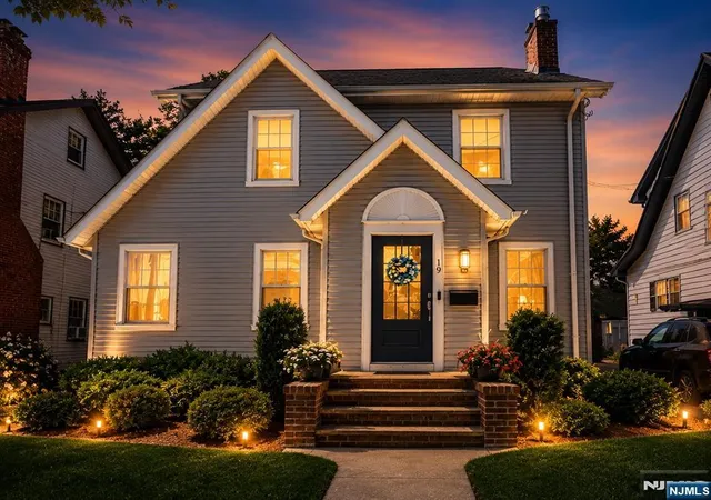 Photo 1 of Sale Pending at 19 Overlook Ter, Maplewood, NJ 07040 | MLS# 26023244 | Listing updated on 2026-07-27