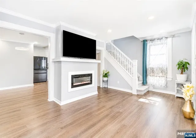 Photo 3 of Single family home for sale at 176 Forest St, Kearny, NJ 07032 | MLS# 26023331 | Listing updated on 2026-08-22
