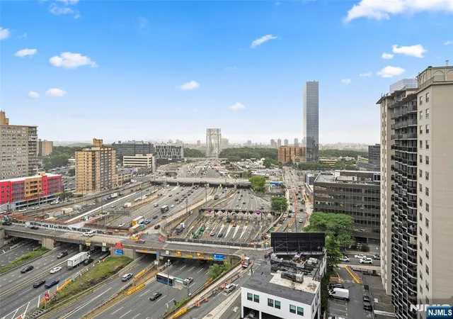 18th image of 2100 Linwood Ave #19V, Fort Lee, NJ 07024 | MLS# 26023337