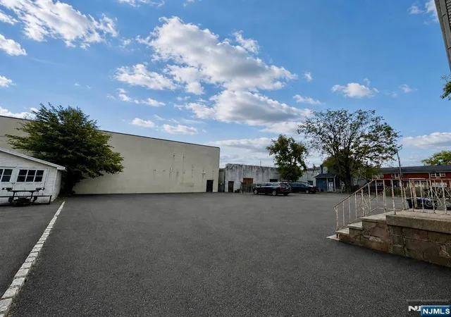 Photo 3 of Single family home for sale at 118 Hudson St, Hackensack, NJ 07601 | MLS# 26023340 | Listing updated on 2026-09-17