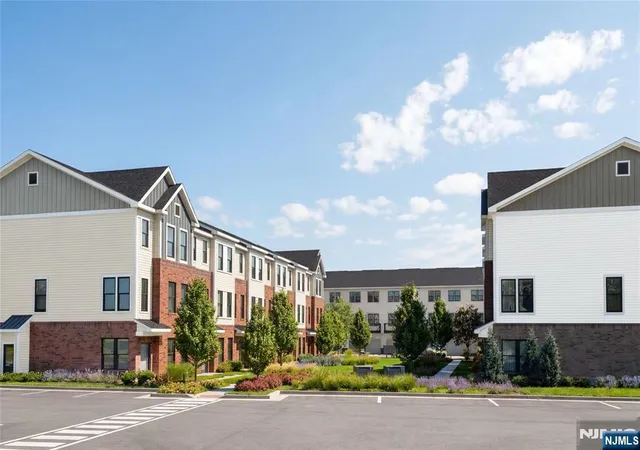 2nd image of 300 Sycamore St #301, Kearny, NJ 07032 | MLS# 26023357