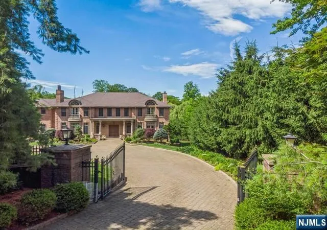 3rd image of 31 Marie Major Dr, Alpine, NJ 07620 | MLS# 26023539