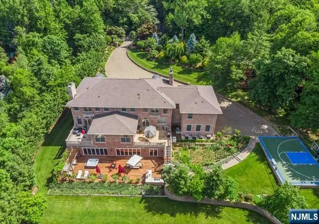 4th image of 31 Marie Major Dr, Alpine, NJ 07620 | MLS# 26023539