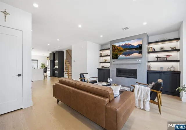 Photo 2 of Sale Pending at 256a 7th Street, Palisades Park, NJ 07650 | MLS# 26023640 | Listing updated on 2026-08-23