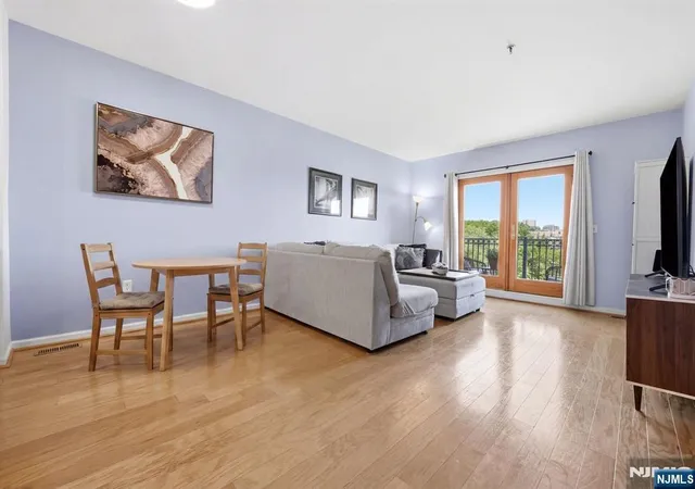 2nd image of 242 The Promenade #242, Edgewater, NJ 07020 | MLS# 26023649