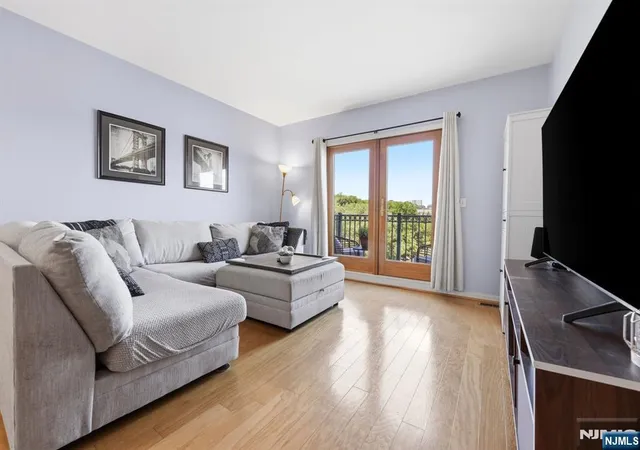 Photo 4 of Condo for sale at 242 The Promenade #242, Edgewater, NJ 07020 | MLS# 26023649 | Listing updated on 2026-07-23