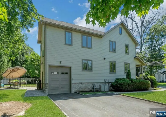 Photo 3 of Single family home for sale at 35 Elm St, Tenafly, NJ 07670 | MLS# 26023674 | Listing updated on 2026-09-10