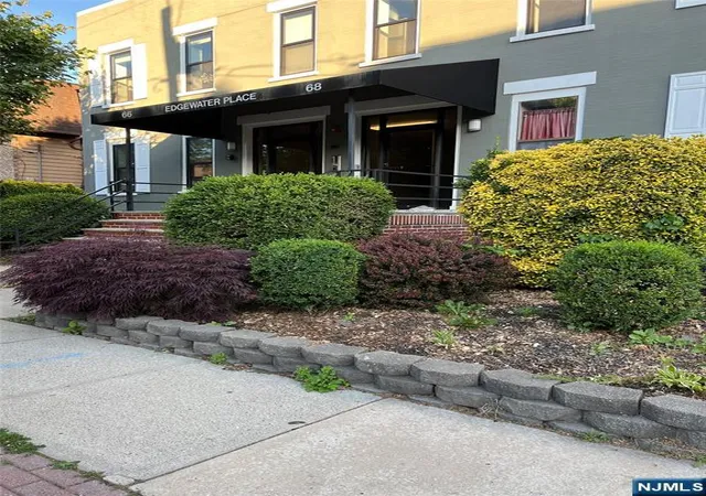 Photo 3 of Condo for sale at 66-68 Edgewater Pl #A2, Edgewater, NJ 07020 | MLS# 26023722 | Listing updated on 2026-09-09
