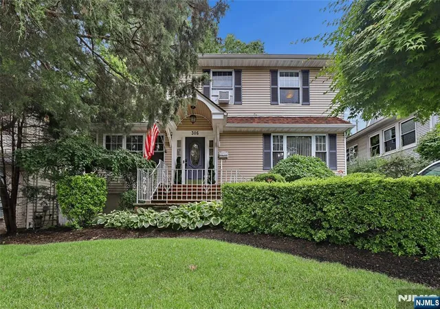 Photo 1 of Sale Pending at 306 Passaic Ave, Hasbrouck Heights, NJ 07604 | MLS# 26023733 | Listing updated on 2026-08-26