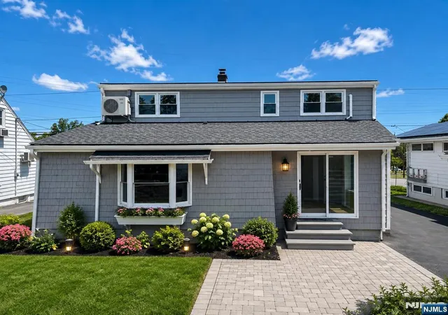 2nd image of 9 Joan Pl, Clifton, NJ 07012 | MLS# 26023912