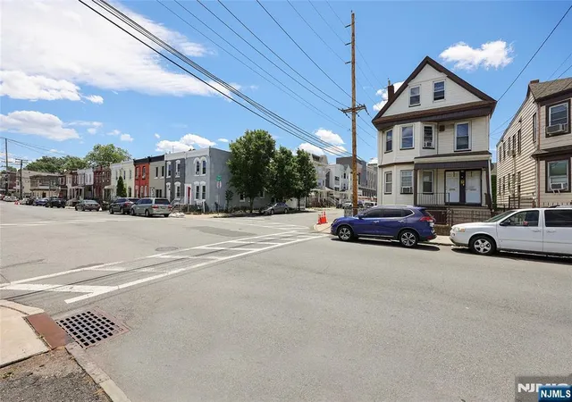 Listing Photo 4 - Condo for sale in building located at 114 9th Ave, Newark, NJ 07107