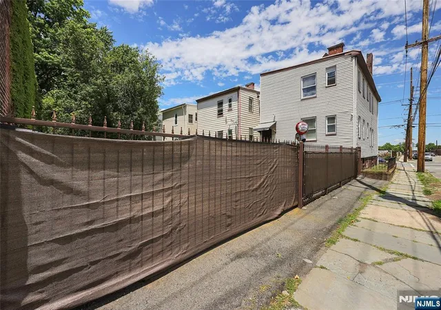 Listing Photo 5 - Condo for sale in building located at 114 9th Ave, Newark, NJ 07107