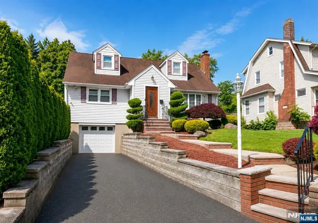 Photo 2 of Single family home for sale at 141 Coeyman Ave, Nutley, NJ 07110 | MLS# 26023963 | Listing updated on 2026-07-20