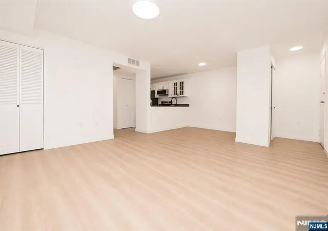 Listing Photo 5 - Condo for sale in building located at 771 Summer Ave, Newark, NJ 07104 - Unit #1A