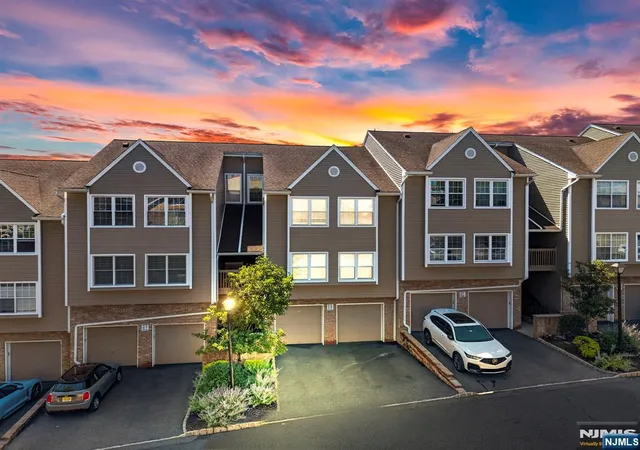 Photo 1 of Sale Pending at 513 Windsor Dr, Palisades Park, NJ 07650 | MLS# 26024046 | Listing updated on 2026-09-04