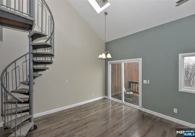 3rd image of 3 Davos Dr #6, Vernon, NJ 07462 | MLS# 26024070