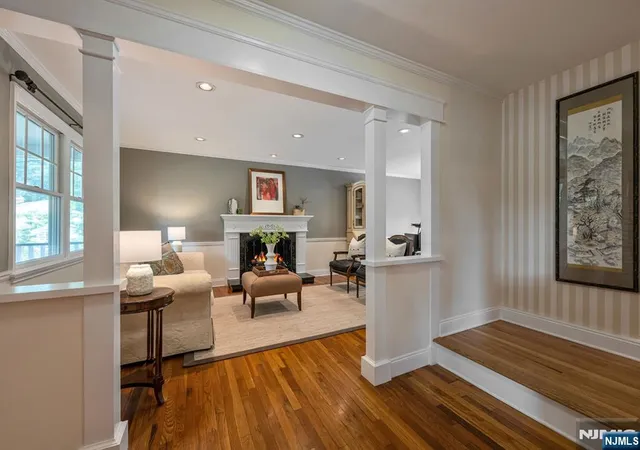 Photo 4 of Sale Pending at 4 Burma Rd, Wyckoff, NJ 07481 | MLS# 26024088 | Listing updated on 2026-09-02