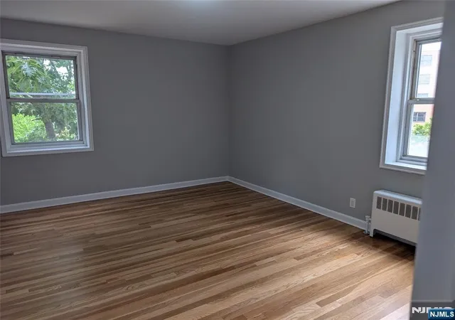 Photo 4 of Sale Pending at 2330 Linwood Ave #3G, Fort Lee, NJ 07024 | MLS# 26024118 | Listing updated on 2026-10-01